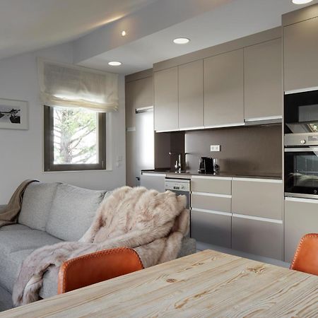 Irissa By Feelfree Rentals Naut Aran Extérieur photo