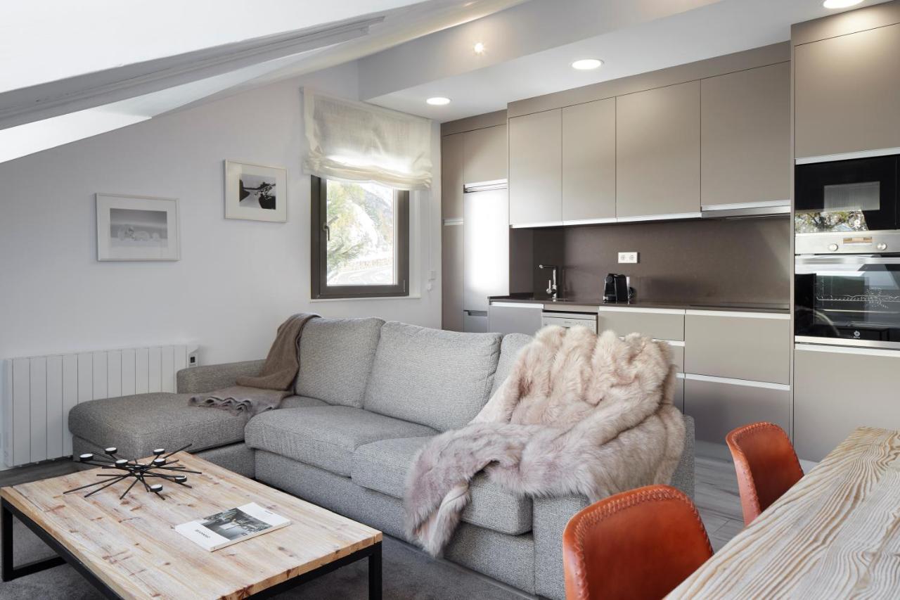 Irissa By Feelfree Rentals Naut Aran Extérieur photo